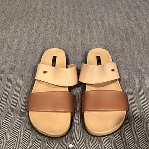 Melissa light pink jelly slides